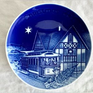 Bing & Grondahl Christmas in America 1992 “Christmas in San Francisco” Plate